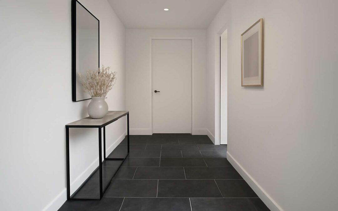 slate tiles hallway: Elevate your entry with timeless style underfoot